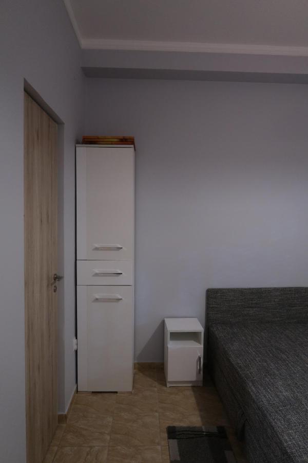 Eva Apartman Szigetvár Zewnętrze zdjęcie